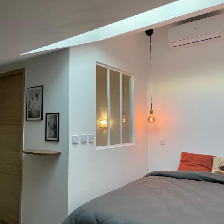 Jolie maison en centre ville avec climatisation grand lit double - Maison 2 Chambres - 32