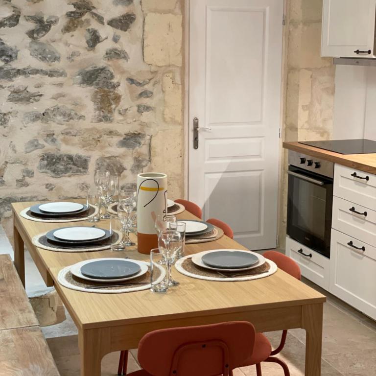 Jolie maison en centre ville avec climatisation grand lit double - Maison 2 Chambres - 6