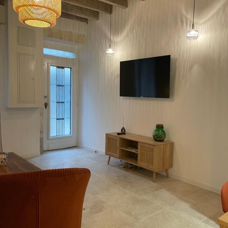 Jolie maison en centre ville avec climatisation grand lit double - Maison 2 Chambres - 9
