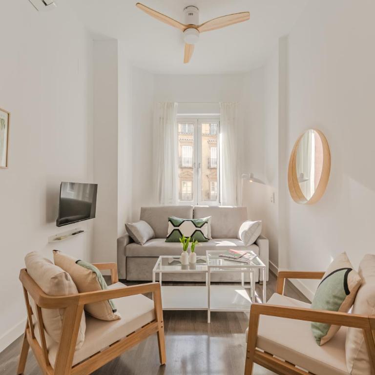 ISG Apartments Cuesta del Rosario - One-Bedroom Apartment - 2