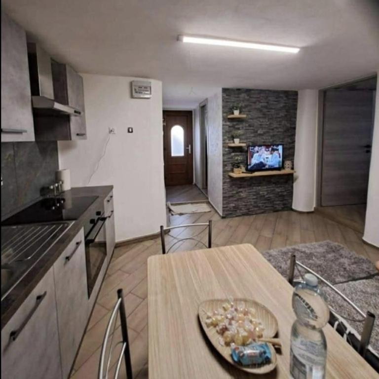 Casa Jasmina - Appartamento con 2 Camere da Letto - 4