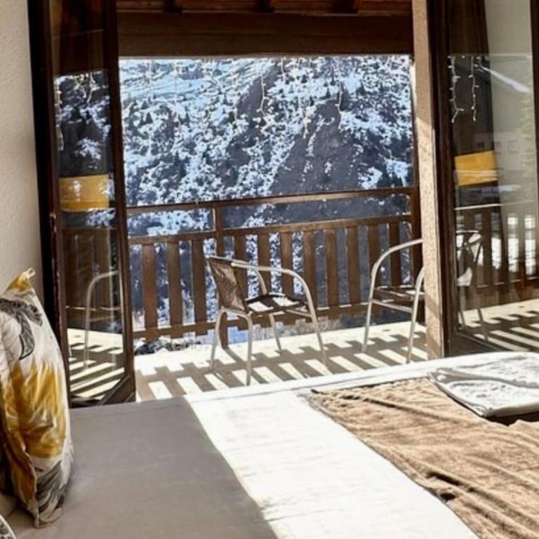 Hôtel & Spa Les Carrettes - Chambre Double ou Lits Jumeaux - Vue sur Montagnes - 2