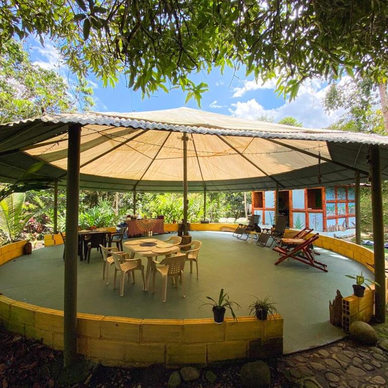 Habitación ideal para familia o amigos a borde de rio y mucha naturaleza - Apartamento de 1 dormitorio - 2