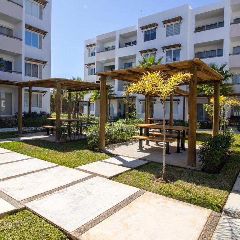 Almarena 201 Wonderful depa near the beach - Three-Bedroom Apartment - 11