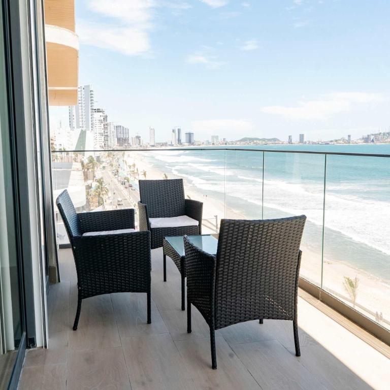 Apartment on the Malecon 2 BR Ocean View - Apartment - 41
