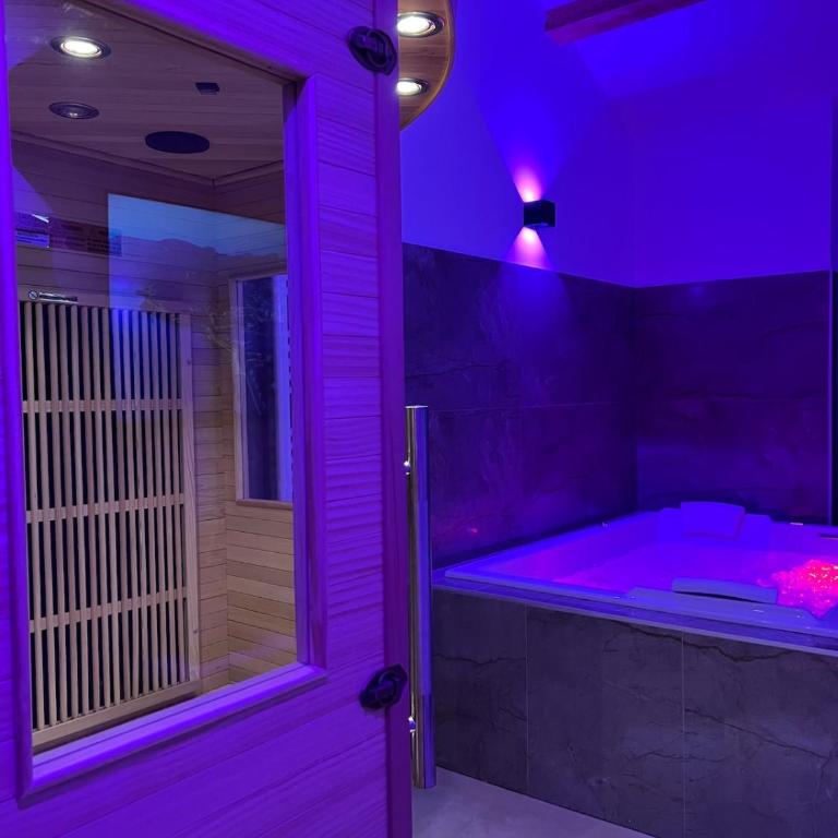 Secret & Jacuzzi - Apartamento de 1 dormitorio - 2