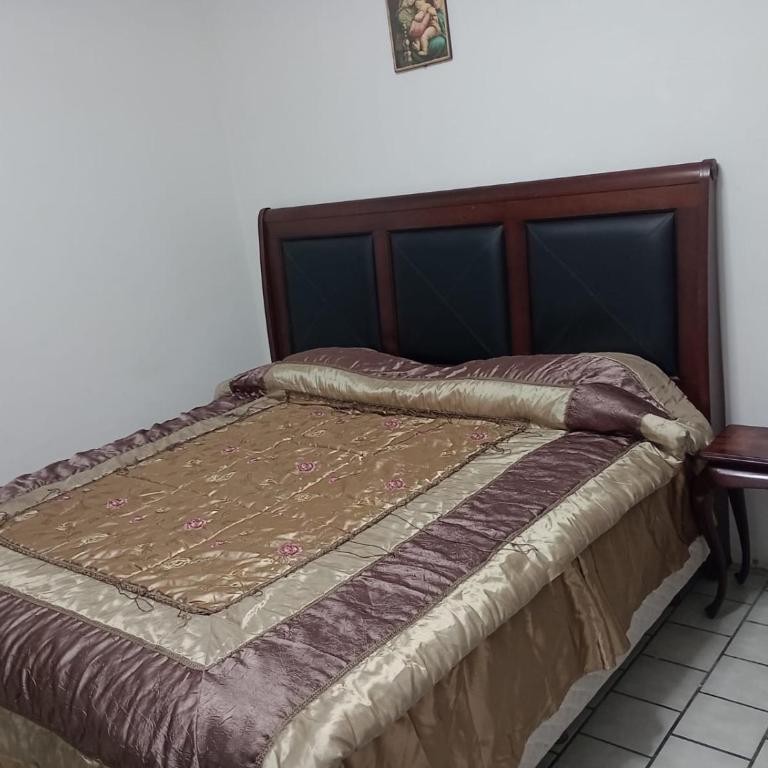 Dep el Reposo - Three-Bedroom Apartment - 16