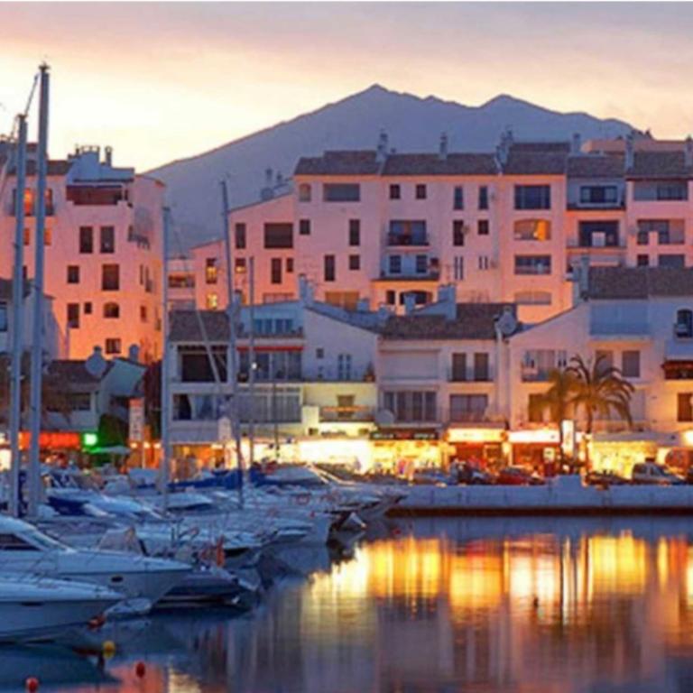 MARBELLA ALICATE BEACHFRONT - Luxury Apartment-1 - Two-Bedroom Apartment - 6