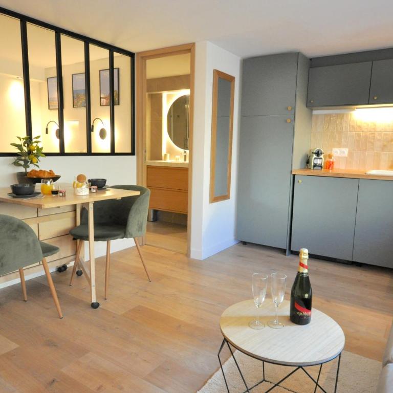 MONACO - MENTON - 4 PERSONS - HYPERCENTER - PARKING - CLIM - FULL RENOVATED - FAST WIFi - Appartement 1 Chambre - 27