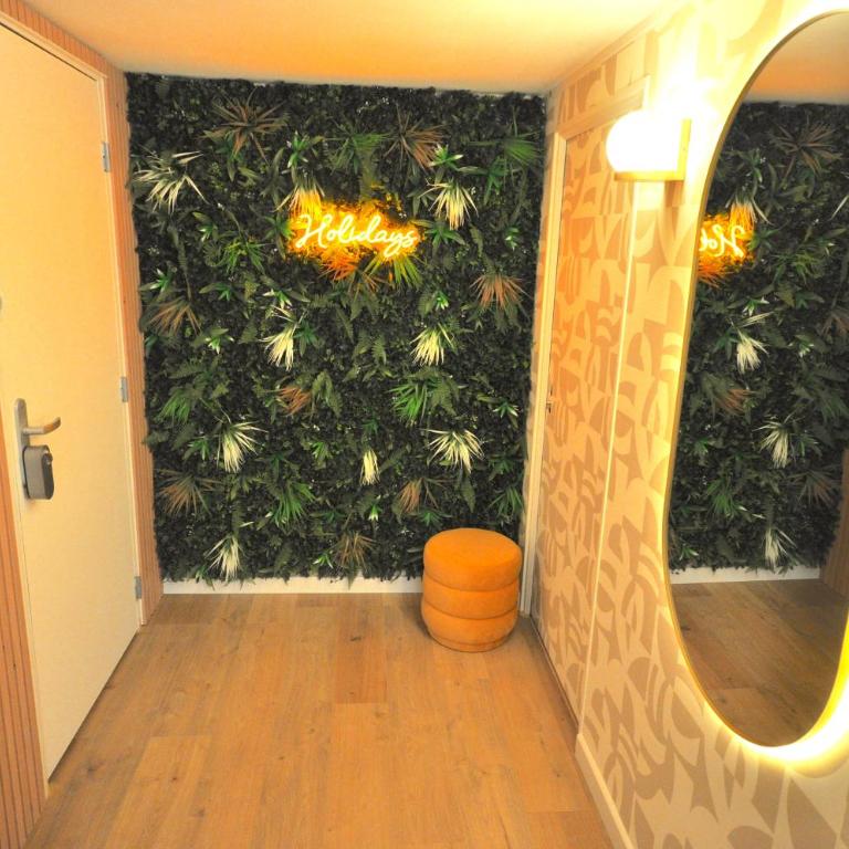 MONACO - MENTON - 4 PERSONS - HYPERCENTER - PARKING - CLIM - FULL RENOVATED - FAST WIFi - Appartement 1 Chambre - 25