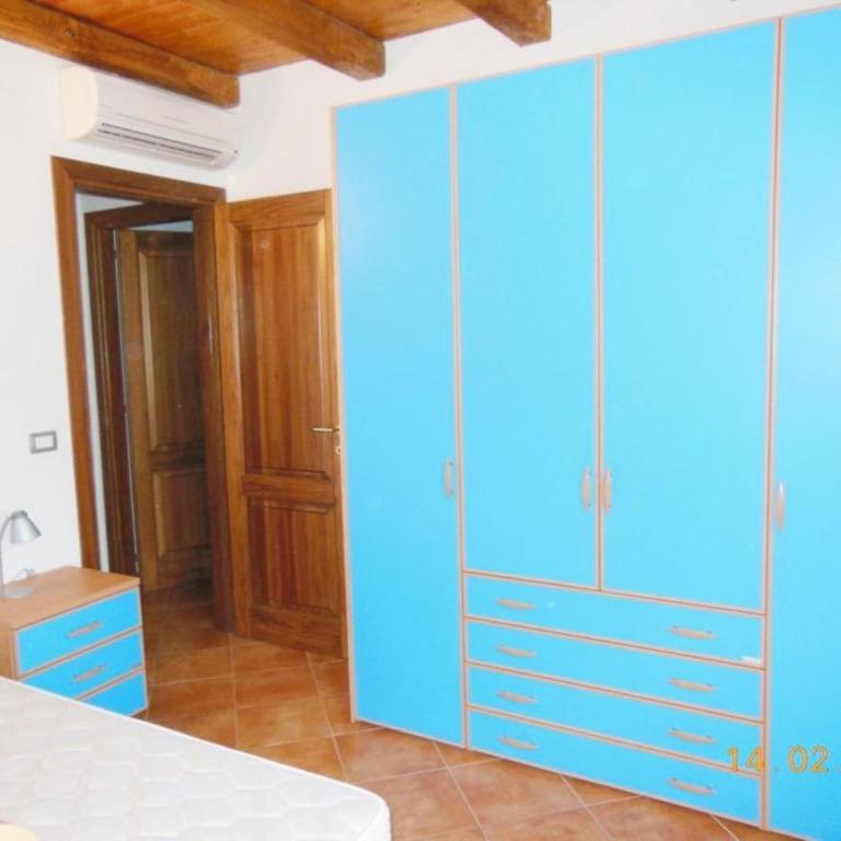 Silvaredda Trilo - Appartamento con 2 Camere da Letto - 2