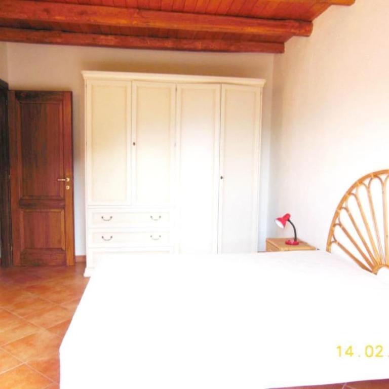 Silvaredda Trilo - Appartamento con 2 Camere da Letto - 12