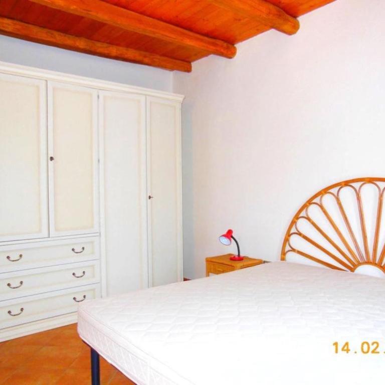 Silvaredda Trilo - Appartamento con 2 Camere da Letto - 13