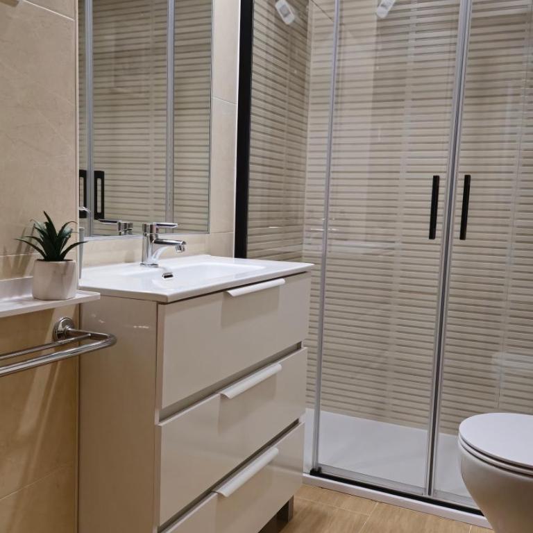 Cerca Airport, Riyadh Air, Ifema, Eisenhower, WIFI, 4 personas - Apartamento de 1 dormitorio - 10