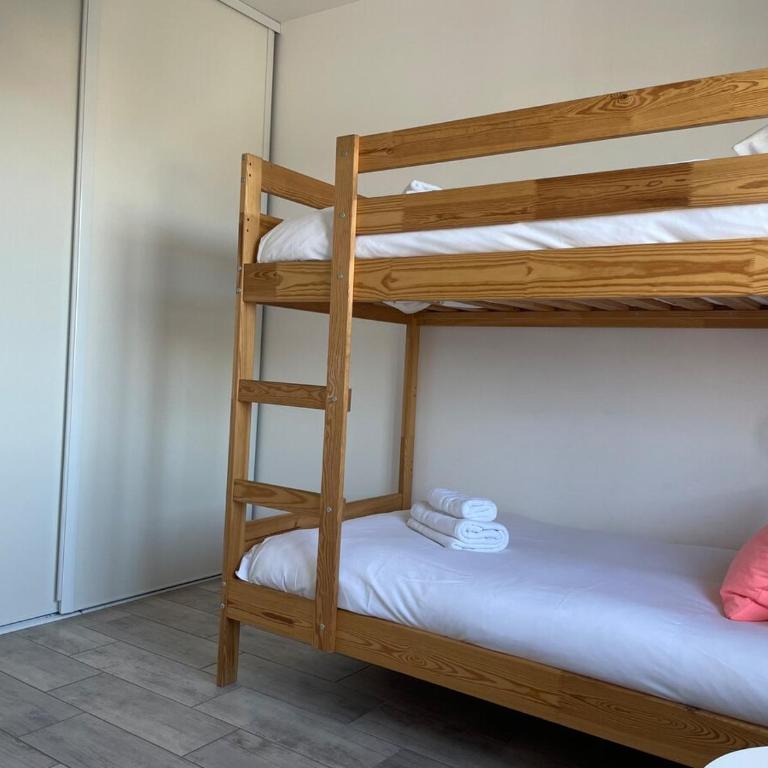 Appartement lumineux 5 personnes - Apartamento de 2 dormitorios con balcón - 32