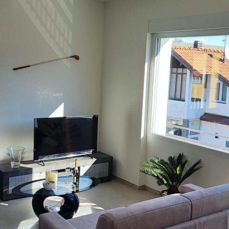 Tominettihome - Appartamento con 2 Camere da Letto e Terrazza - 5