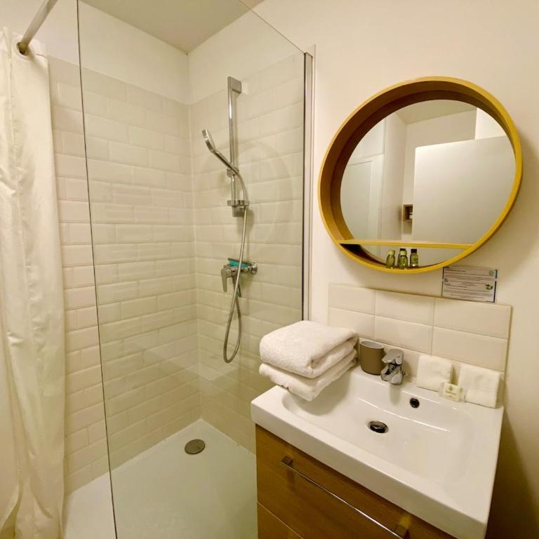 ''Axel 2'' Studio 2 à Sète, proche gare - Appartement 1 Chambre - 5
