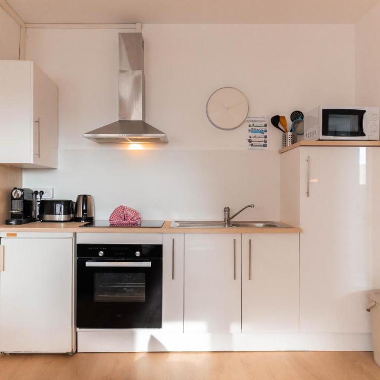 Le 16 - Parking city center - One-Bedroom Apartment - 3