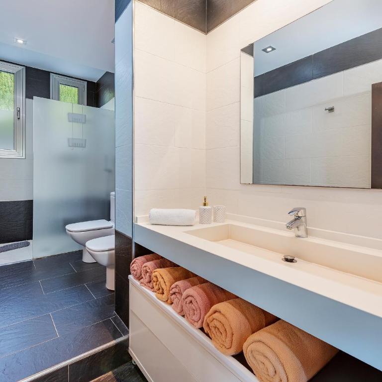 Villa Rockstar, Alcudia - by EMERALD STAY - Villa - 11