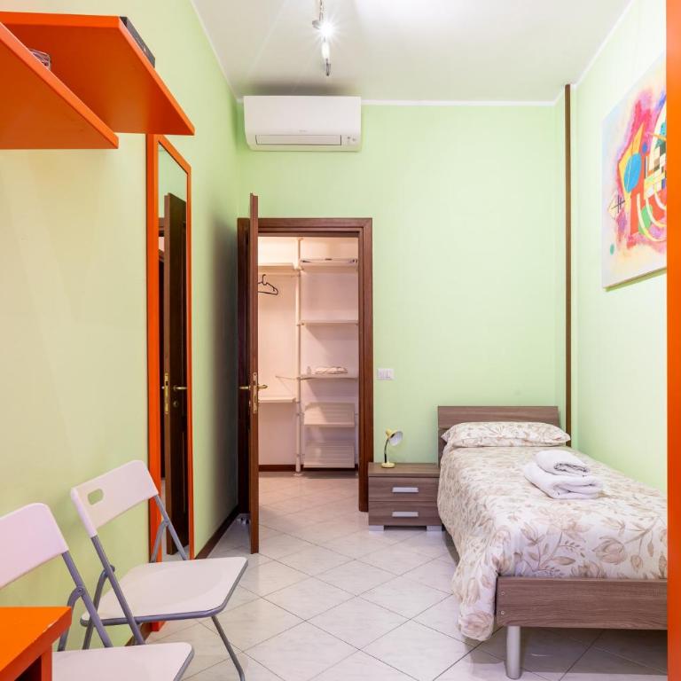 GuestHost - Parma Station Colorful Apartment with Balcony x5 - Appartamento con 2 Camere da Letto - 3