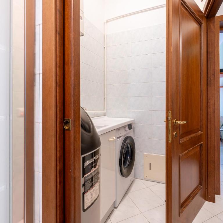 GuestHost - Parma Station Colorful Apartment with Balcony x5 - Appartamento con 2 Camere da Letto - 23