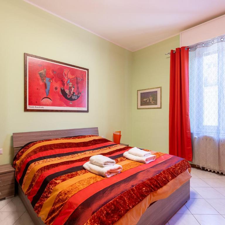 GuestHost - Parma Station Colorful Apartment with Balcony x5 - Appartamento con 2 Camere da Letto - 2