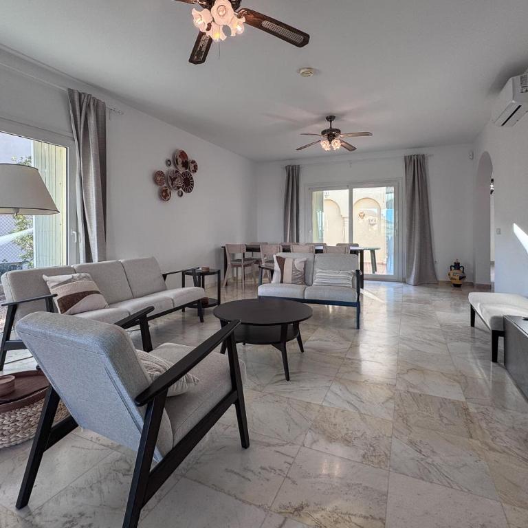 R2310 - La Cabuzana Vera Almería - Casa de 4 dormitorios - 16