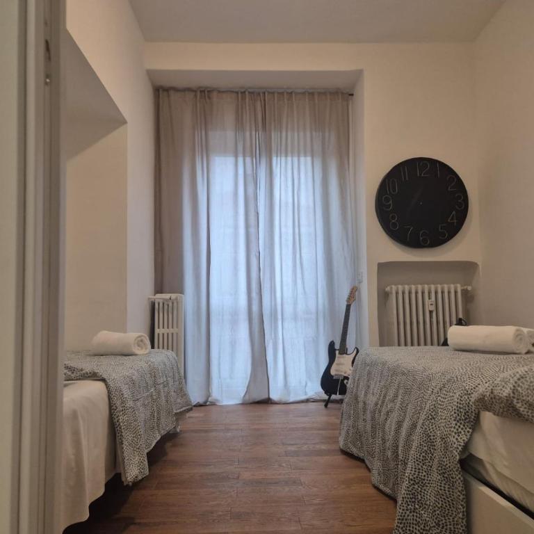 Centro Lecco Piazza Manzoni wi fi gratuito APPARTAMENTO MODERNO - Apartment - 7
