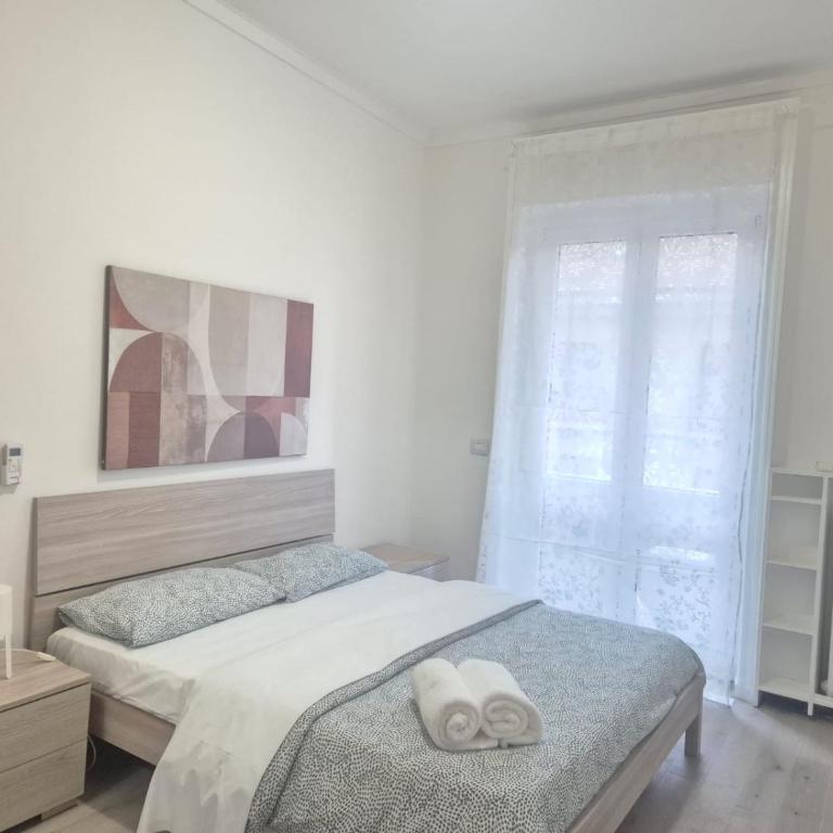 Centro Lecco Piazza Manzoni wi fi gratuito APPARTAMENTO MODERNO - Apartment mit 1 Schlafzimmer - 3