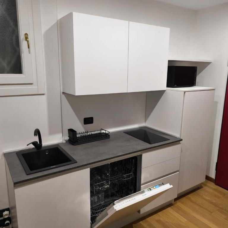 La Basilica Luxury Apartment - Close to the City Center and Fiera di Vicenza - Appartamento con 1 Camera da Letto - 16
