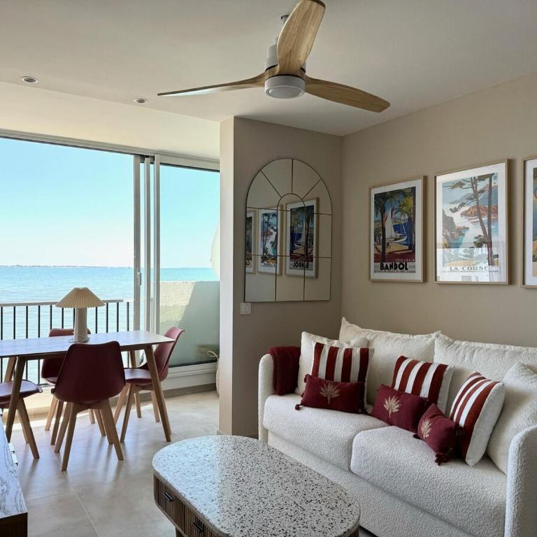 Vistalmar LGM - One-Bedroom Apartment - 1