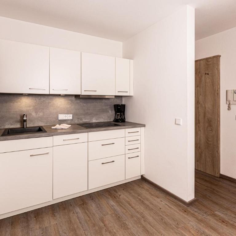 Fewo Watzi - Apartment mit Terrasse - 10