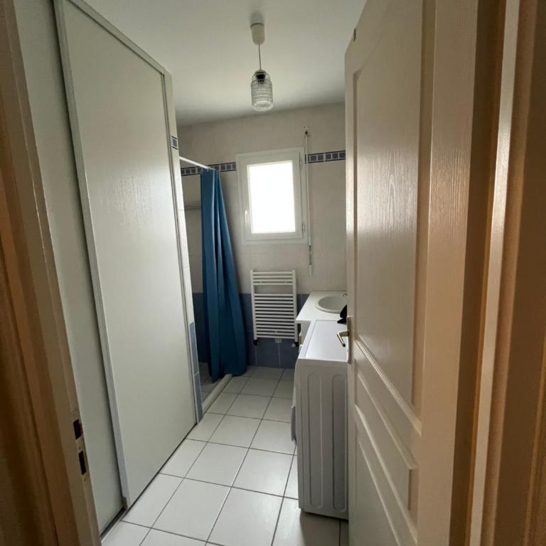 Maison familiale de plain pied, grande cour, vélos, très bien équipée - Casa con 2 Camere da Letto - 3
