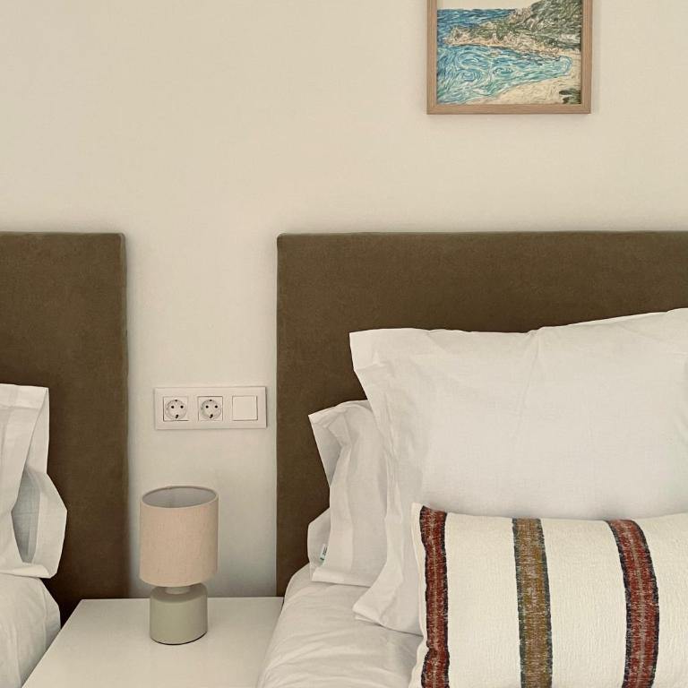 Apartamento San Álvaro - Three-Bedroom Apartment with View - 2