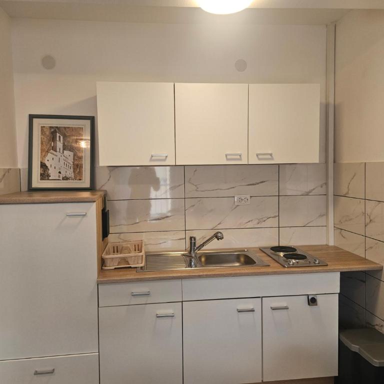 MIRO Apartmani - Two-Bedroom Apartment - 9