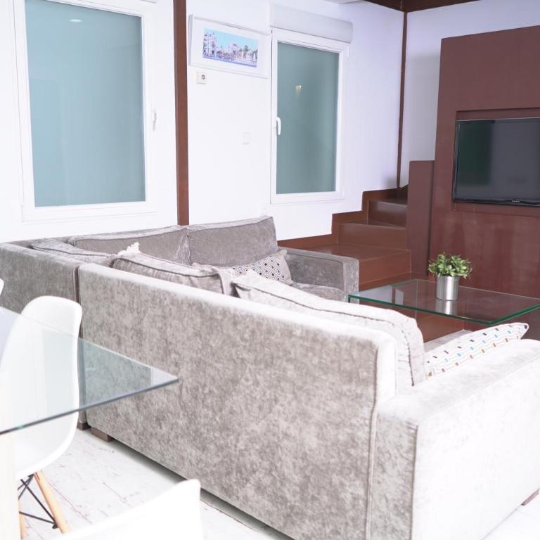 Oshun Salamanca III MidStay - Two-Bedroom Apartment - 28