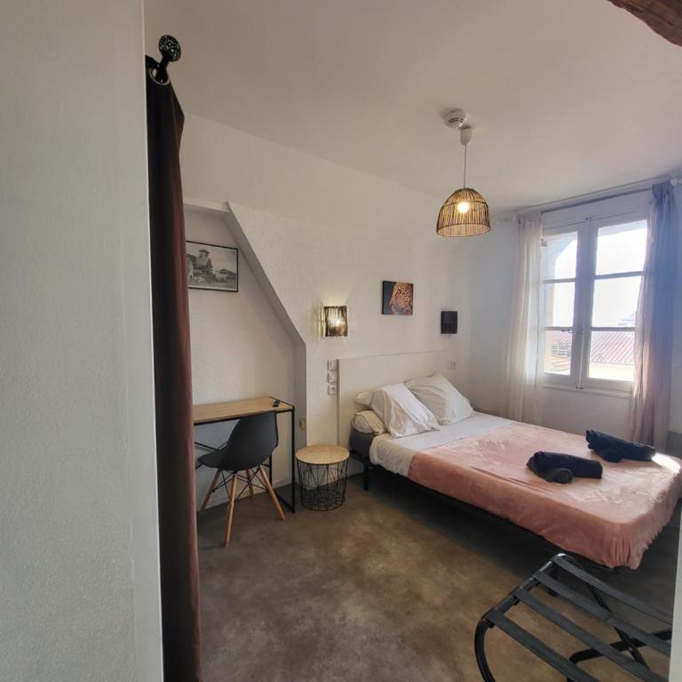 Hôtel Le Chalet - Chambre Triple avec Salle de Bains - 3