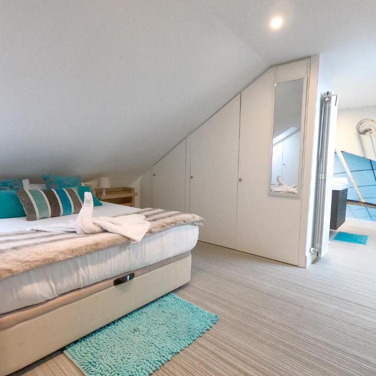 Oshun Salamanca III MidStay - Two-Bedroom Apartment - 7