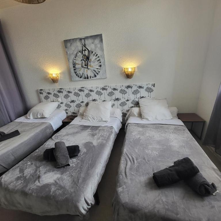 Hôtel Le Chalet - Chambre Lits Jumeaux avec Salle de Bains - 3