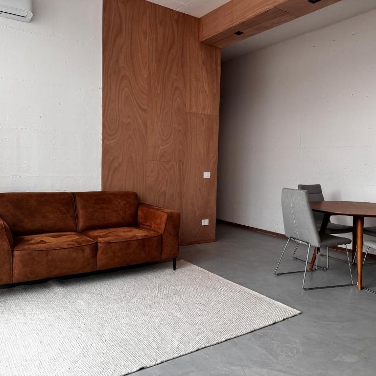 Agriturismo Voeuja Lago Maggiore - Appartamento con 2 Camere da Letto e Terrazza - 3