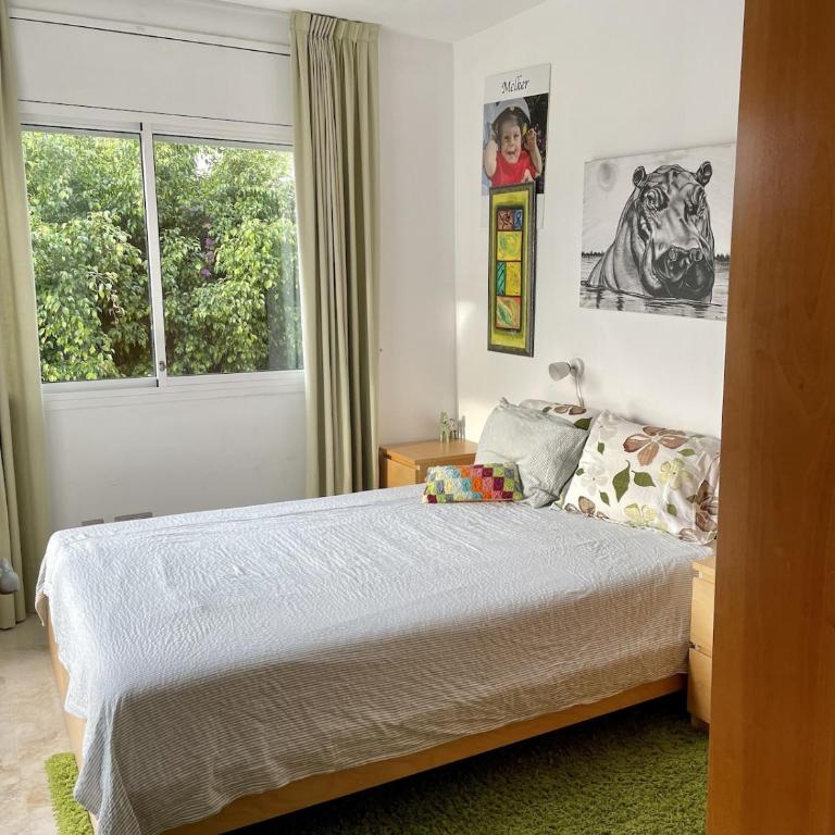 Villa with private pool, ocean & mountain views - Villa - 25