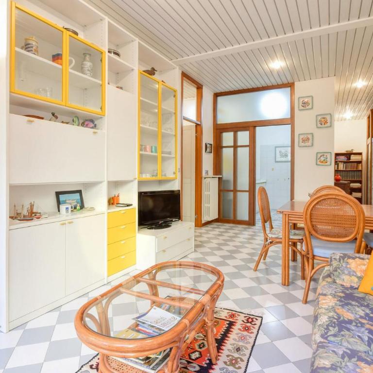 2 Bedroom Nice Apartment In Chiavari - Appartamento con 2 Camere da Letto - 2