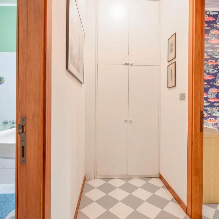 2 Bedroom Nice Apartment In Chiavari - Appartamento con 2 Camere da Letto - 10