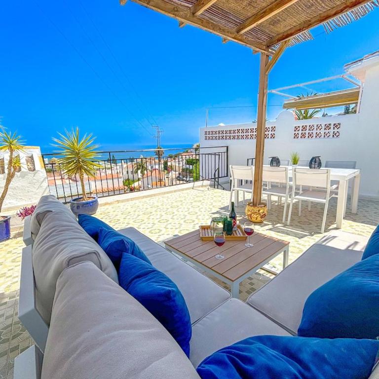 A2407 Charming Townhouse with sea views and pool - Casa Vacacional de 3 dormitorios - 3