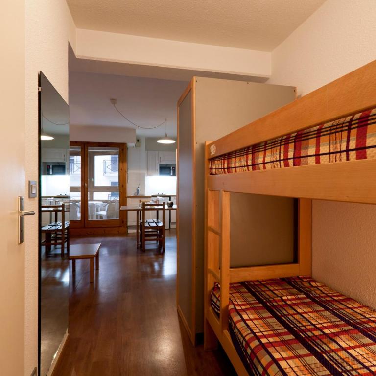 Studio 2* avec balcon, parking et wifi au centre de Brides-les-Bains - Studio - 12