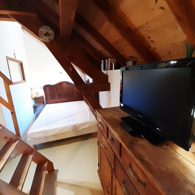 Studio cosy avec mezzanine à Brides-les-Bains - Studio - 7