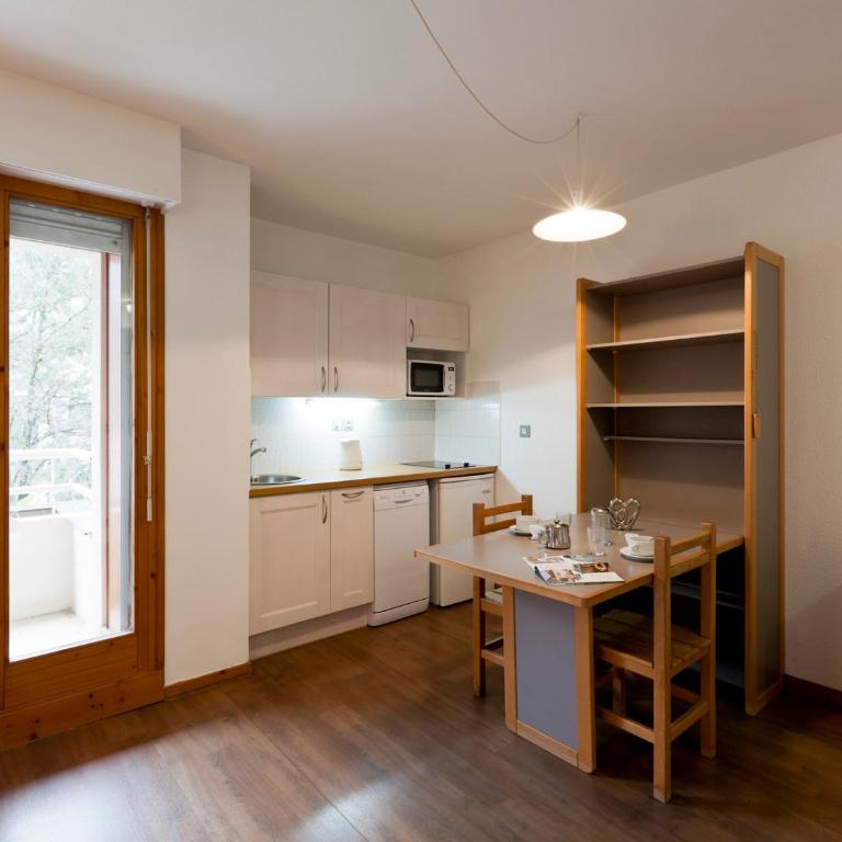 Studio 2 Pers. Centre Ville avec Balcon - Studio - 10