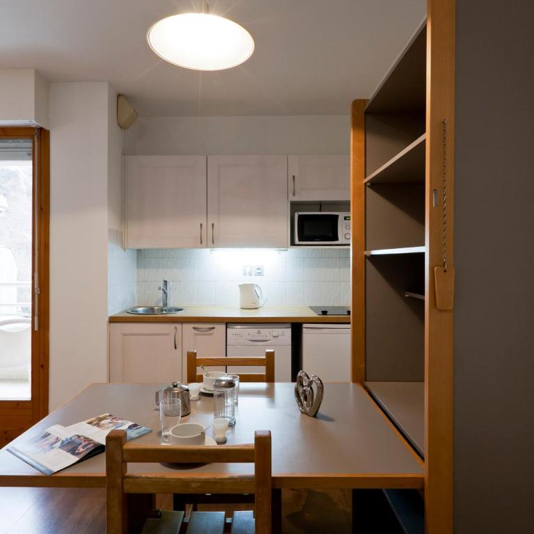 Studio 2 Pers. Centre Ville avec Balcon - Studio - 12