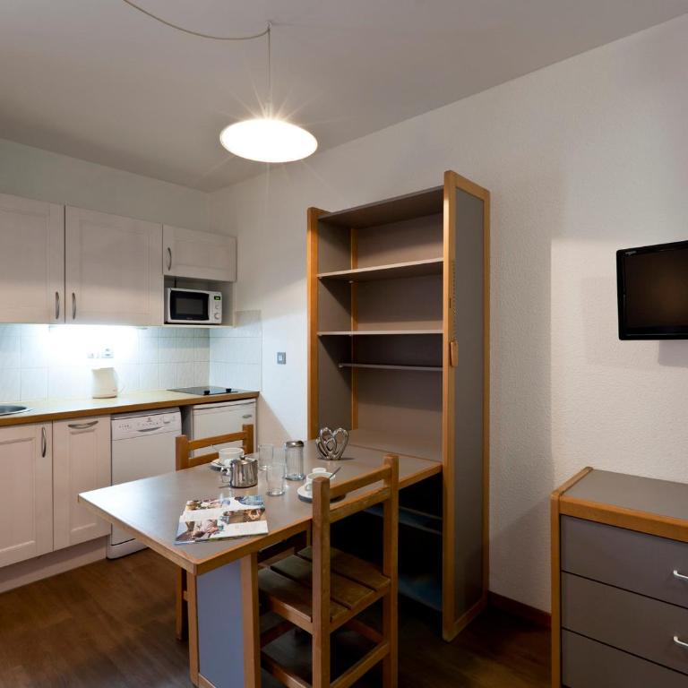 Studio 2 Pers. Centre Ville avec Balcon - Studio - 15