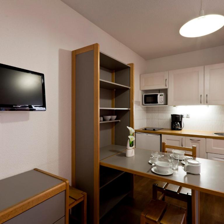 Studio confortable pour 2 avec balcon et WiFi à Brides-les-Bains - Studio - 11